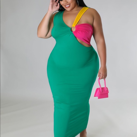 Shy Moment Dress - Picture 1 of 3